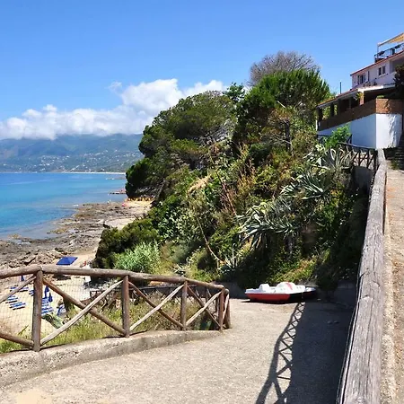 Residence Del Mare Aparthotel Palinuro